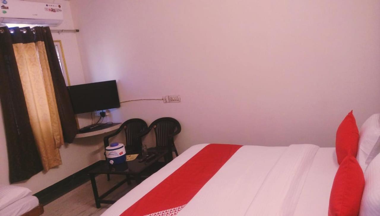Hotel Rajkamal International Udaipur Kültér fotó
