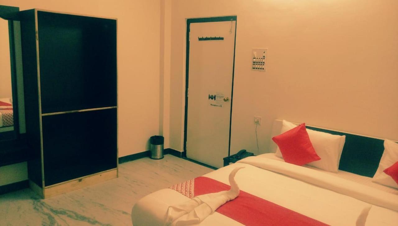 Hotel Rajkamal International Udaipur Kültér fotó